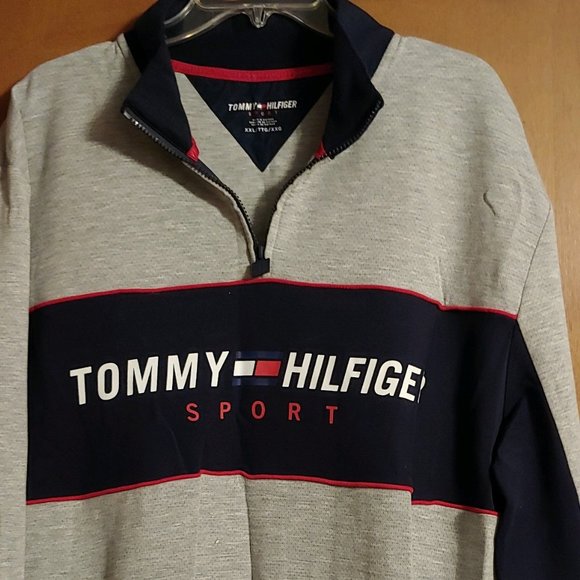 Tommy Hilfiger men's pullover sweatshirt - Picture 1 of 2